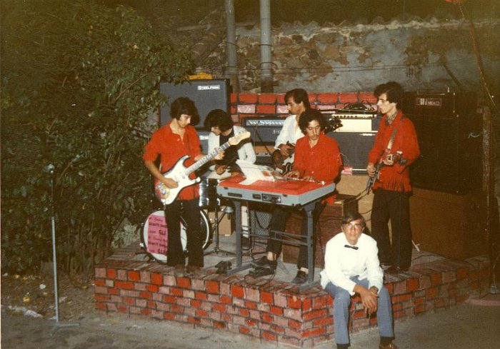 01 - Primi anni '70. Gruppo musicale  - GLI ELFI -